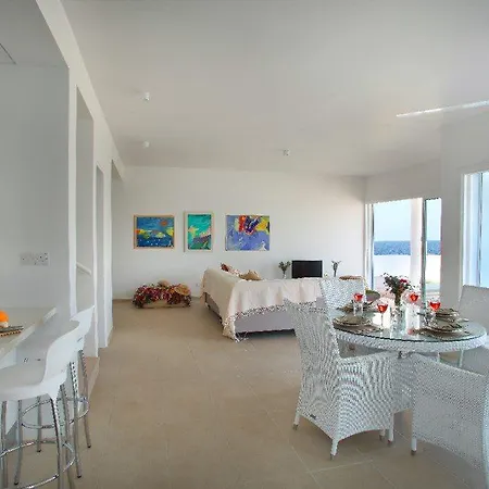 Located Minutes From Fig Tree Bay 84 Protaras