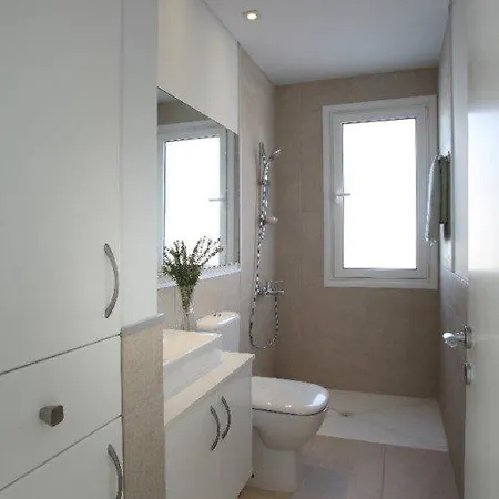 Villa Located Minutes From Fig Tree Bay 84